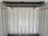 いすゞエルフ冷凍車（冷蔵車）小型（2t・3t）[写真15]