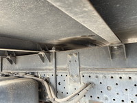 いすゞエルフ冷凍車（冷蔵車）小型（2t・3t）[写真20]