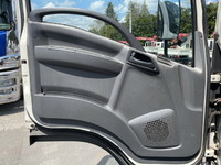 いすゞエルフ冷凍車（冷蔵車）小型（2t・3t）[写真27]