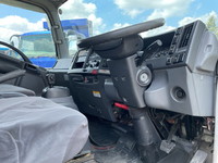 いすゞエルフ冷凍車（冷蔵車）小型（2t・3t）[写真33]