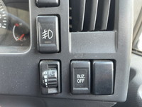 いすゞエルフ冷凍車（冷蔵車）小型（2t・3t）[写真36]