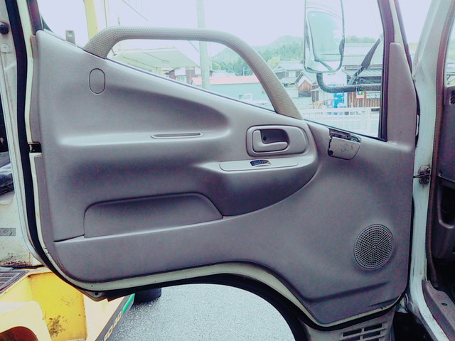 トヨタトヨエースパネルバン小型（2t・3t）[写真28]