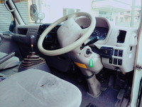 トヨタトヨエースパネルバン小型（2t・3t）[写真35]