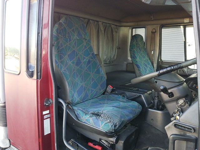 日野プロフィア深ダンプ（土砂禁ダンプ）大型（10t）[写真28]