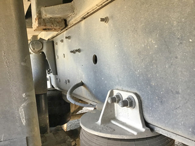 いすゞギガアルミブロック大型（10t）[写真18]