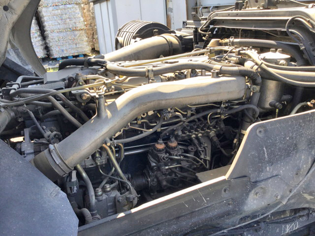 いすゞギガアルミブロック大型（10t）[写真21]