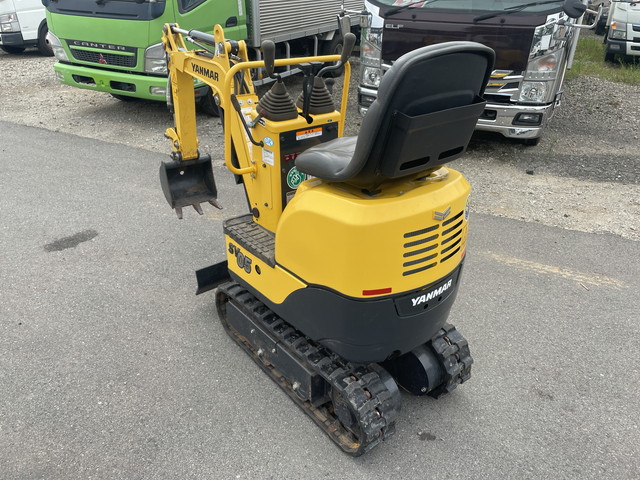 ヤンマーミニユンボ（ミニバックホー）[写真04]