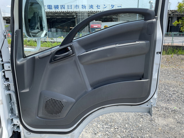 いすゞエルフアルミバン小型（2t・3t）[写真27]