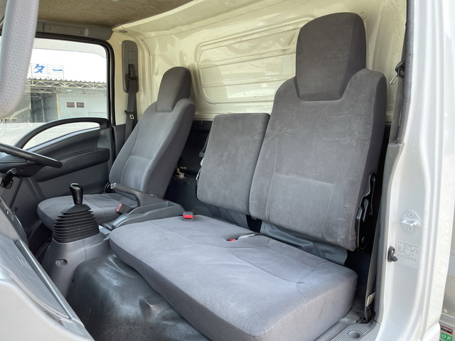 いすゞエルフアルミバン小型（2t・3t）[写真30]