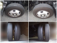 三菱ふそうキャンター平ボディ小型（2t・3t）[写真12]