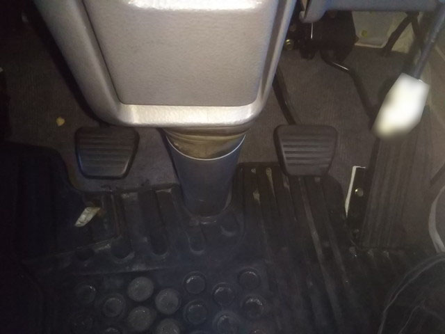 三菱ふそうキャンター平ボディ小型（2t・3t）[写真26]