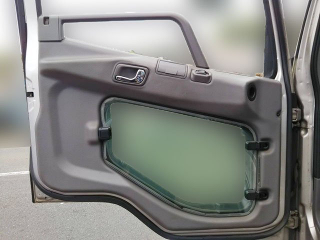 三菱ふそうファイタークレーン4段中型（4t）[写真22]