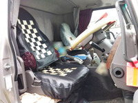 三菱ふそうファイタークレーン4段中型（4t）[写真25]