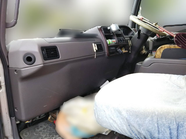 三菱ふそうファイタークレーン4段中型（4t）[写真27]