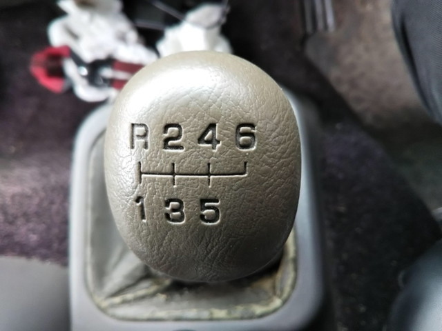 三菱ふそうファイタークレーン4段中型（4t）[写真33]