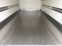 三菱ふそうキャンターアルミバン小型（2t・3t）[写真15]