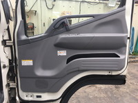 三菱ふそうキャンターアルミバン小型（2t・3t）[写真29]