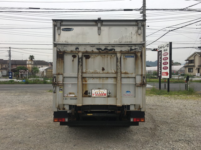 三菱ふそうキャンターアルミバン小型（2t・3t）[写真09]