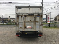 三菱ふそうキャンターアルミバン小型（2t・3t）[写真09]