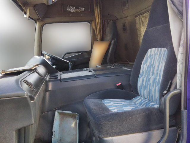 三菱ふそうスーパーグレートダンプ大型（10t）[写真23]