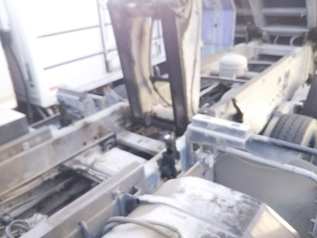 三菱ふそうスーパーグレートダンプ大型（10t）[写真09]