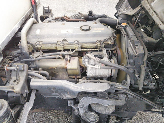 いすゞエルフ冷凍車（冷蔵車）小型（2t・3t）[写真21]