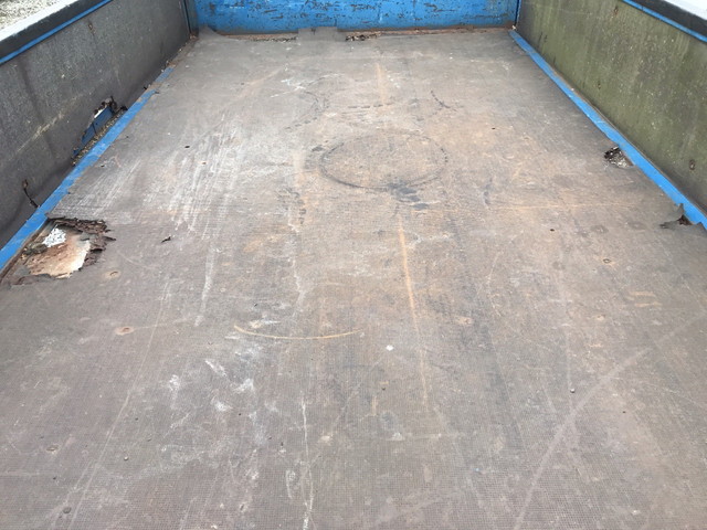 トヨタダイナ平ボディ小型（2t・3t）[写真14]