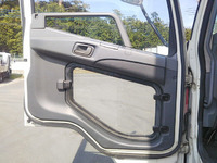 三菱ふそうファイターアルミウイング中型（4t）[写真27]