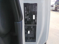 三菱ふそうファイターアルミウイング中型（4t）[写真38]