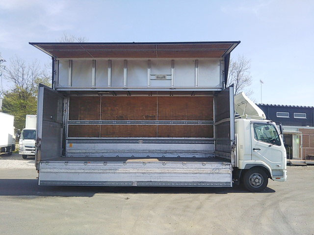 三菱ふそうファイターアルミウイング中型（4t）[写真08]