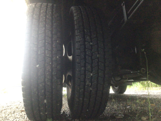 三菱ふそうキャンター平ボディ小型（2t・3t）[写真16]