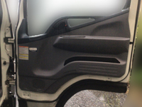 三菱ふそうキャンター平ボディ小型（2t・3t）[写真19]