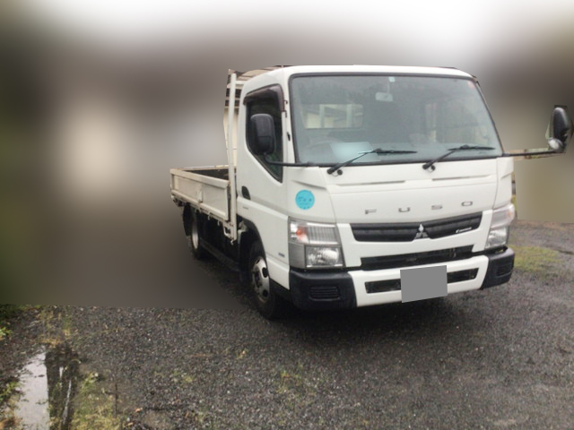 三菱ふそうキャンター平ボディ小型（2t・3t）[写真02]