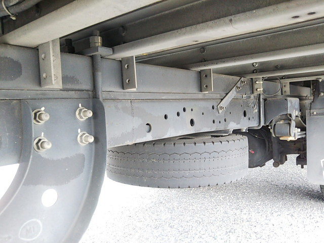 日野デュトロ冷凍車（冷蔵車）小型（2t・3t）[写真22]