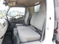 日野デュトロ冷凍車（冷蔵車）小型（2t・3t）[写真31]