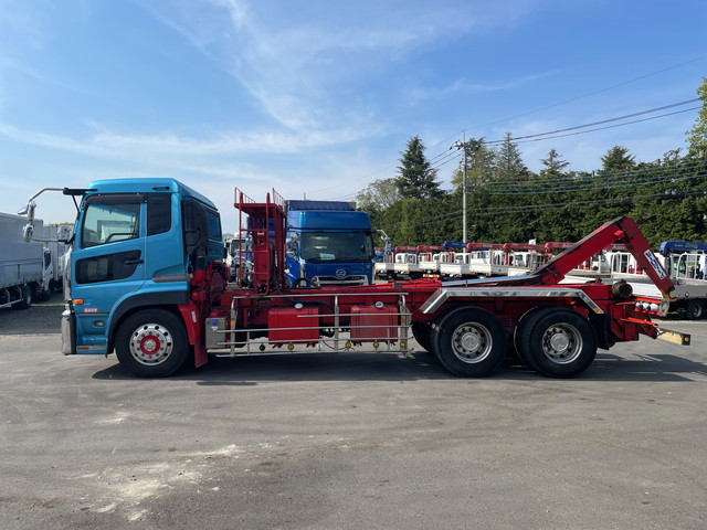 UDトラックスクオンアームロール大型（10t）[写真06]