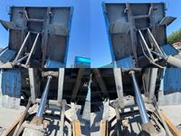 いすゞエルフダブルキャブ・ダンプ小型（2t・3t）[写真12]