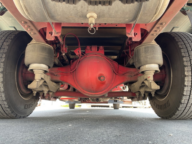 いすゞフォワード平ボディ中型（4t）[写真22]