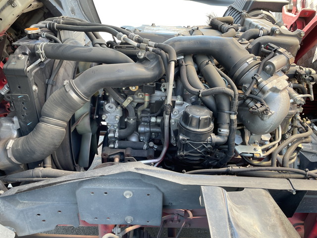 いすゞフォワード平ボディ中型（4t）[写真26]