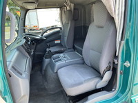 いすゞフォワード平ボディ中型（4t）[写真32]