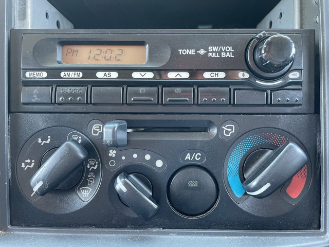 いすゞフォワード平ボディ中型（4t）[写真38]