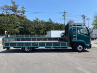 いすゞフォワード平ボディ中型（4t）[写真08]