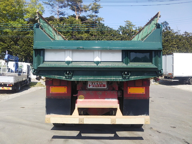 いすゞギガダンプ大型（10t）[写真10]