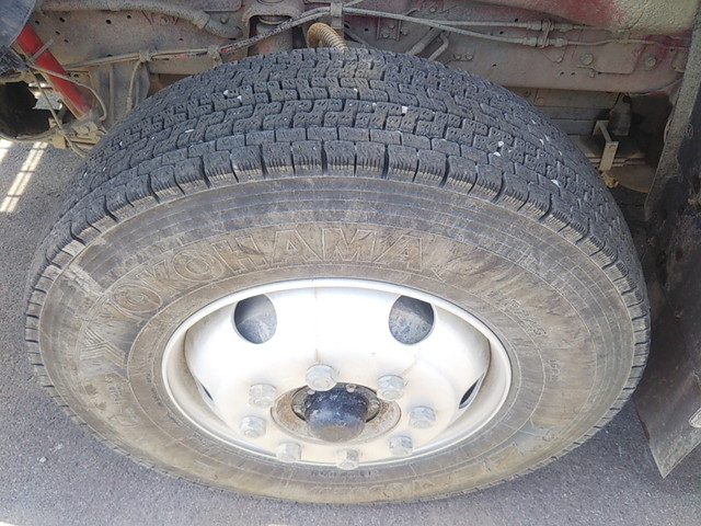 いすゞギガダンプ大型（10t）[写真21]