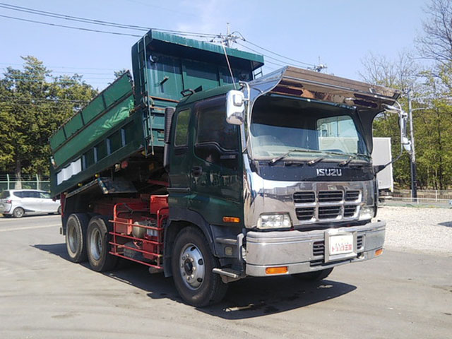 いすゞギガダンプ大型（10t）[写真03]