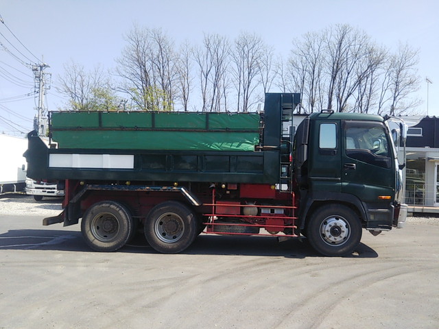 いすゞギガダンプ大型（10t）[写真07]