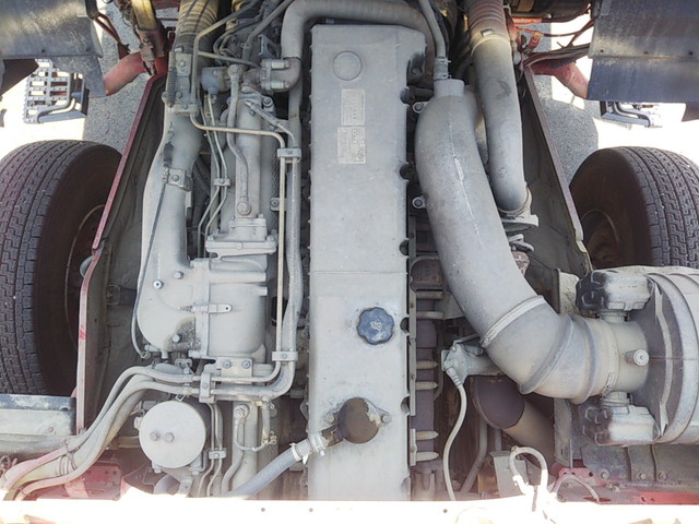 いすゞギガダンプ大型（10t）[写真24]