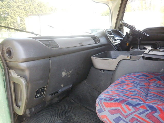 いすゞギガダンプ大型（10t）[写真33]