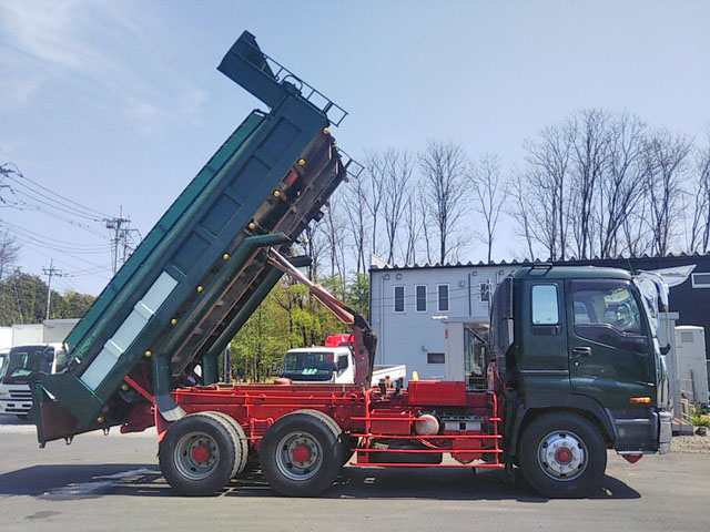いすゞギガダンプ大型（10t）[写真08]