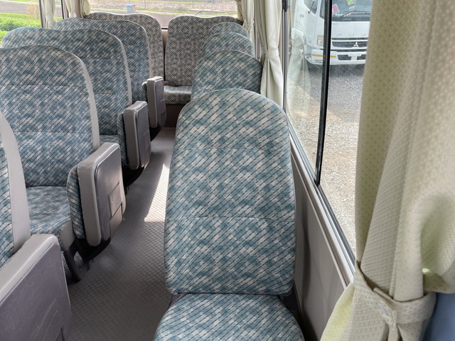 三菱ふそうローザマイクロバス[写真14]